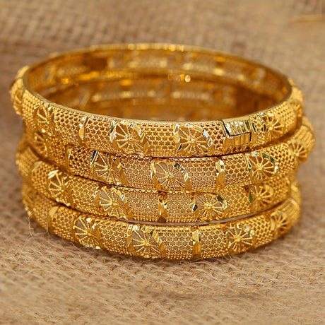 Provain Shop 4 Pieces/ Set Hollow Carved Pattern Golden Bangle Luxury Elegant Style Wedding Accessories 